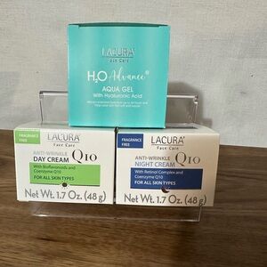 Lacura day/night cream with hydration gel